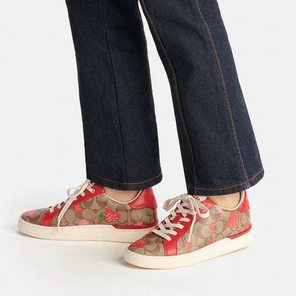 🍓 Coach Clip Low Top Sneaker In Signature Canvas With Wild Strawberry Print - Picture 9 of 13